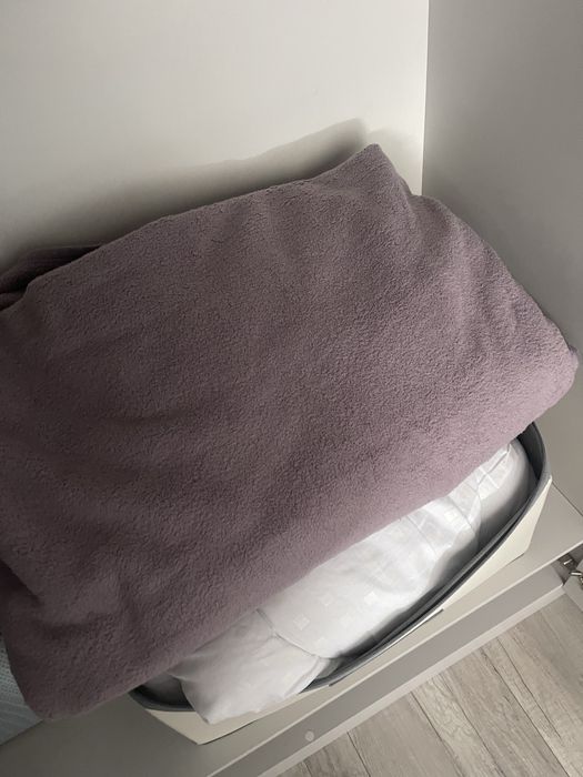 Продам одеяла корпешки