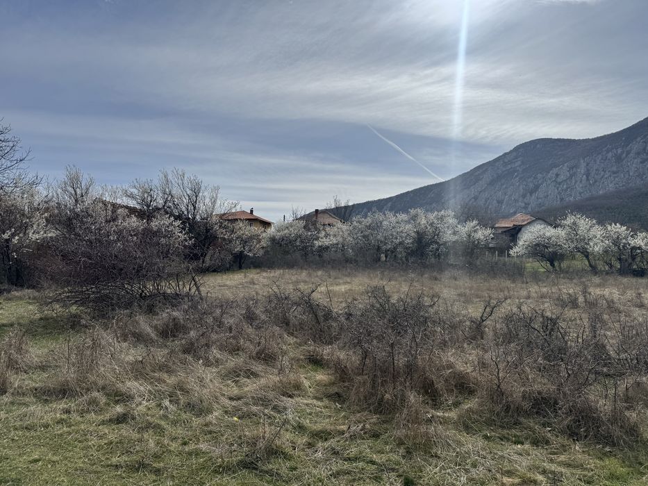 Продава се Парцел в с. Челопек, Област Враца - 2050 кв.м за 27 €/кв.м - Снимка #4