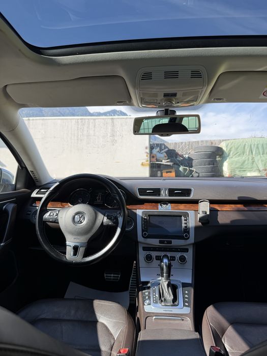 VOLKSWAGEN Passat Alltrack 2015 — imagine 4
