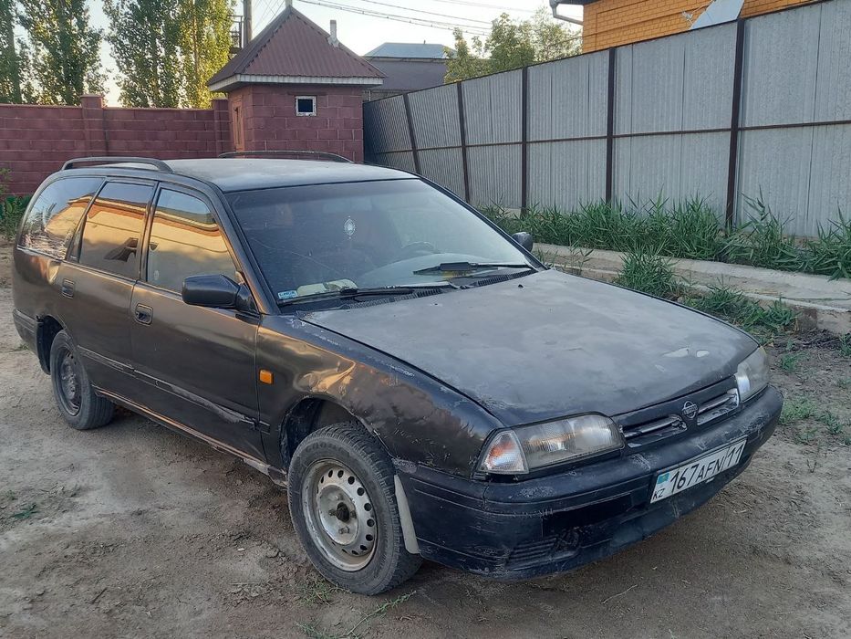 Ниссан машина сатылады срочно 200к, .