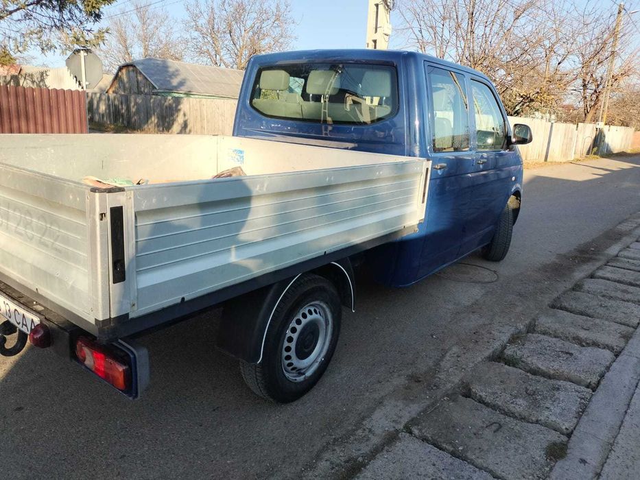 Volkswagen Transporter T5 doka – Cabina Dubla