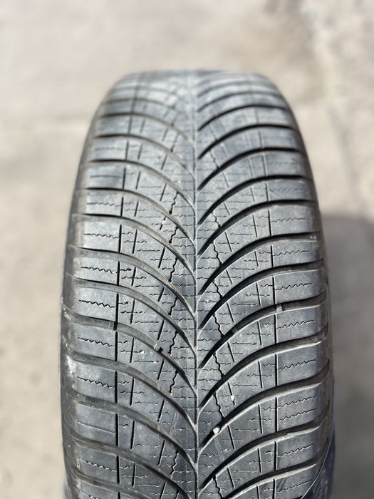 Cauciucuri googyear vector