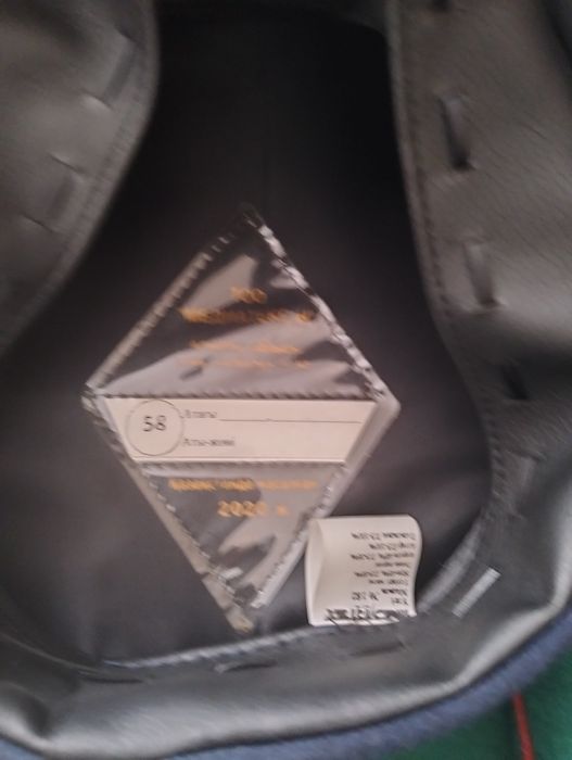 Продам две фуражка, 5тыс одних