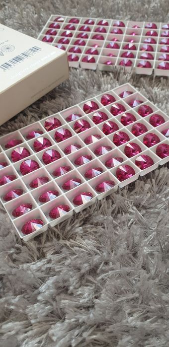 Cristale originale Swarovski – Fuchsia (roz intens)