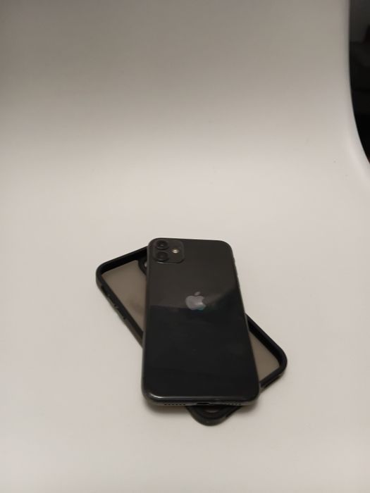 iPhone 11,          .