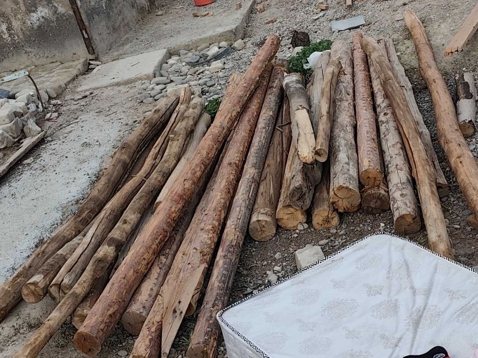 Доски , страпилы