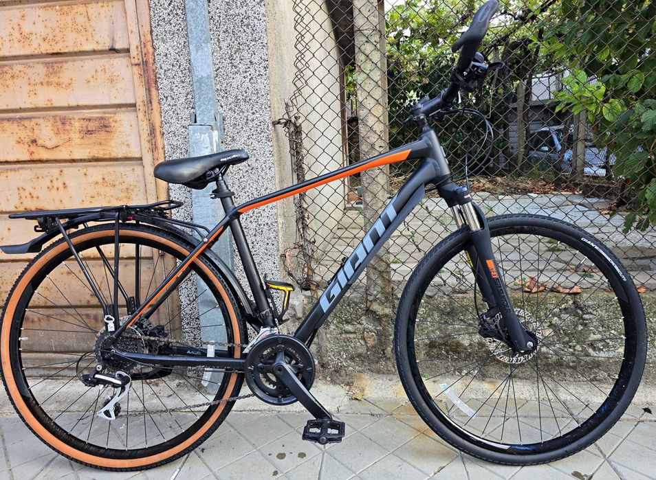 Giant Roam 28 цола L размер 2х8 Shimano  Дискови  Хидравлични спирачки Алуминиев Перфектен градски велосипед