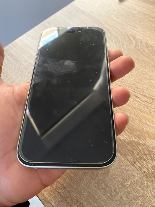iPhone 15 Verde - Stare Impecabila 87% Baterie