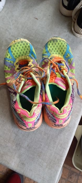 Продам обувь б/у