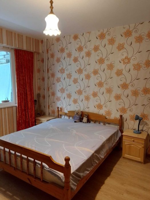 продавам ремонтиран, обзаведен, в саниран блок многостаен апартамент
