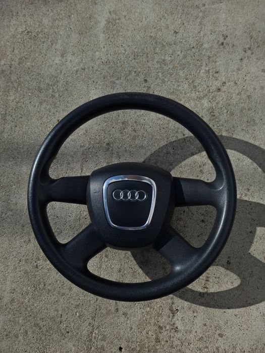 Vând volan audi A3 8P
