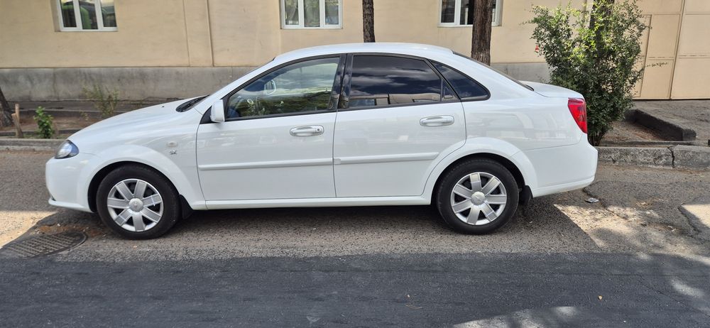 Lacetti Gentra 2015
