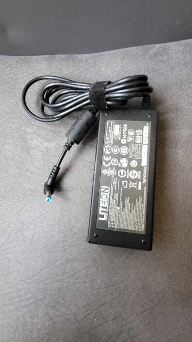 ACER 90W Incarcator AC Adaptor Laptop 19V 4.74A, cu mufa albastra