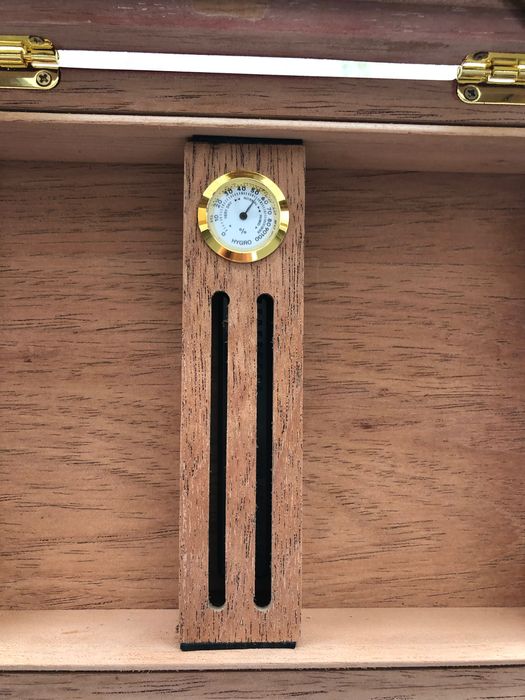 Чисто нов хумидор