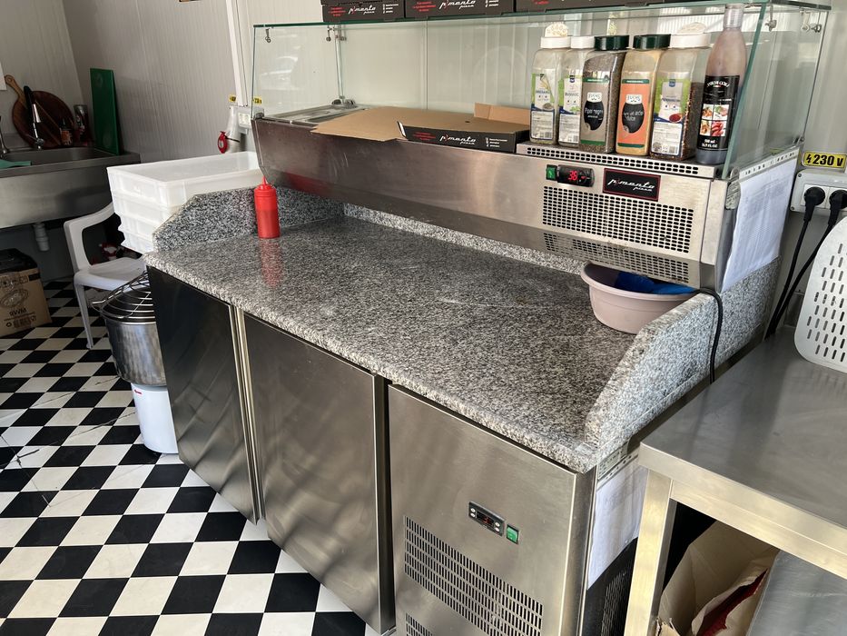 Container echipat complet pizzerie