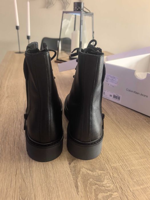 Боти Calvin Klein