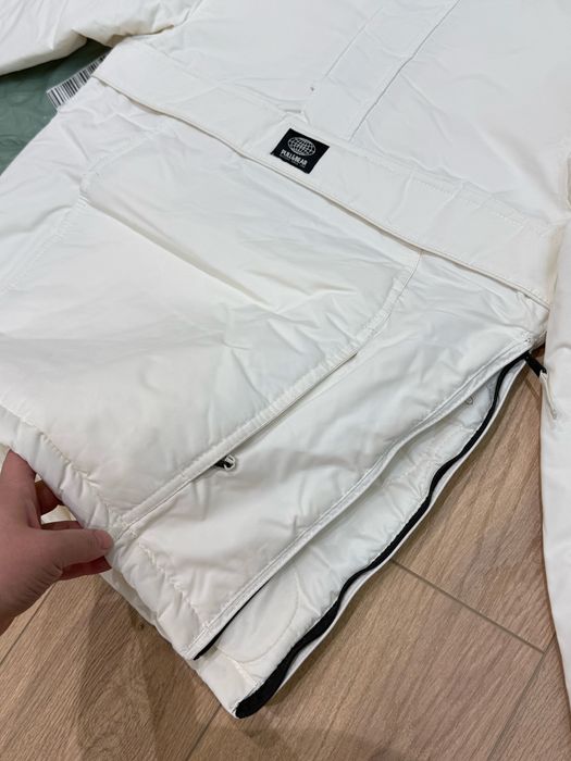 Продам белую куртку худи (кенгуру) Pull&Bear