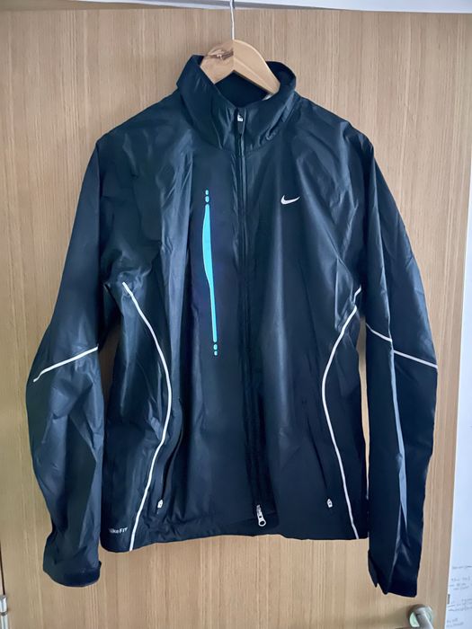 Jacheta alergare Nike cu lumini - M