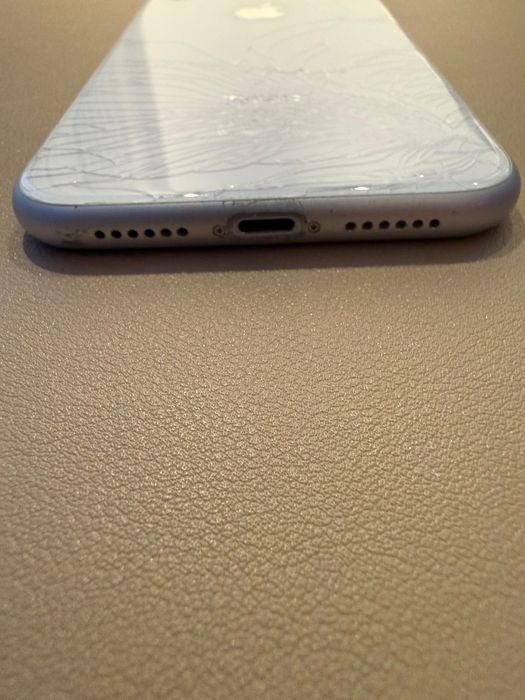 iPhone XR 64GB