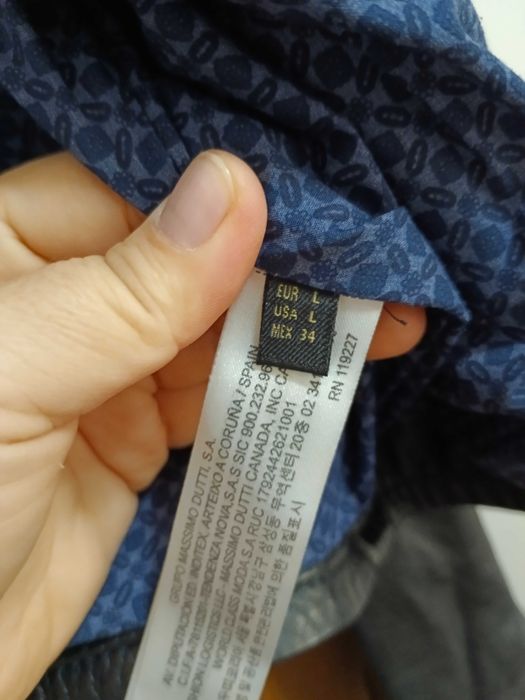 Продается куртка кожаная Massimo Dutti