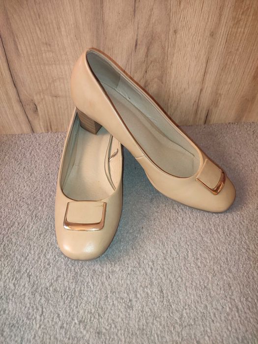 Pantofi dama bej din piele Clara Barson