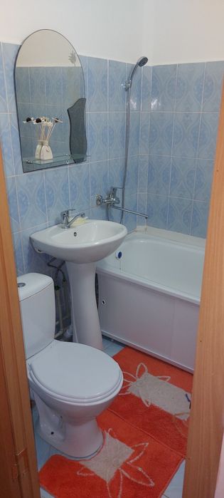 Сдам 1-ком квартиру возле озера.
