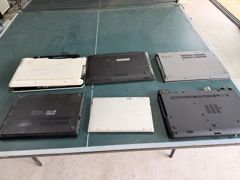 vandute ! Lot Laptopuri NeTestate Pt Piese HP, Lenovo,Asus, GeoMicrosoft,Compaq