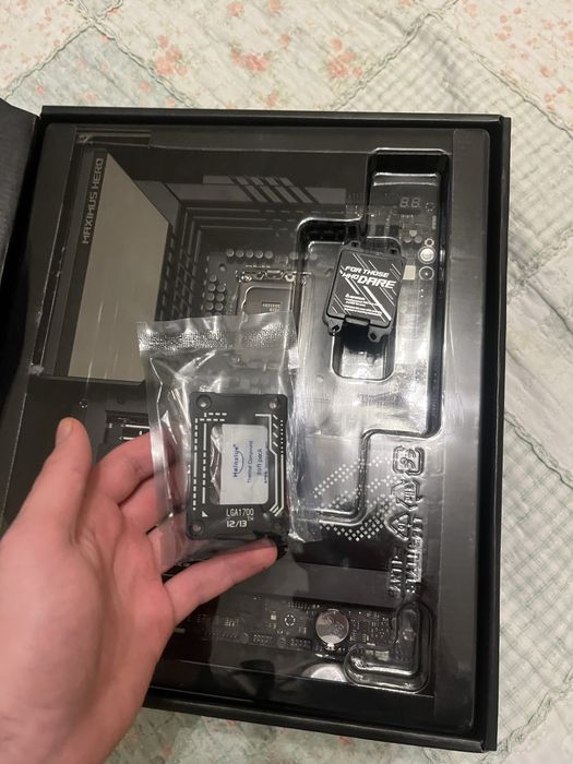 Asus ROG Maximus Z690 Hero