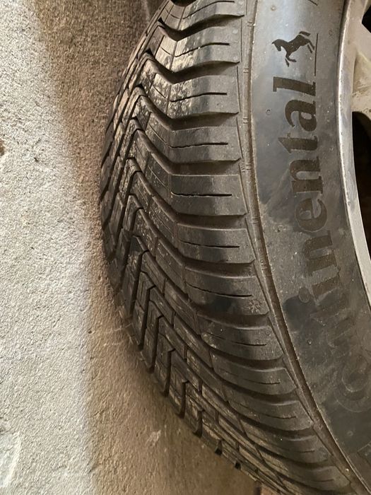 Шины Continental 215/50/18, 2шт