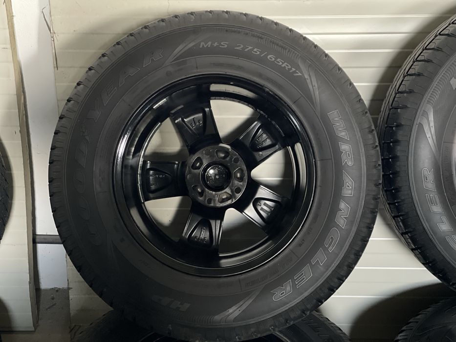 Vand jante aliaj Dezent TH Black + Anvelope all season Goodyear