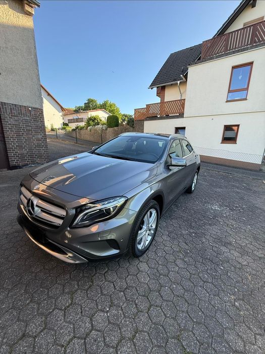 MERCEDES-BENZ GLA 2016 — imagine 10