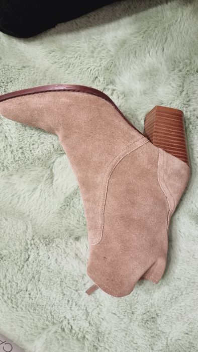 Ghete Zara crem kaki piele intoarsa