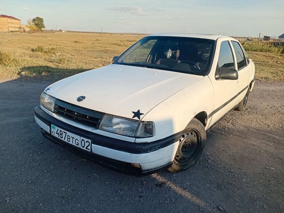 Опель веутра б .