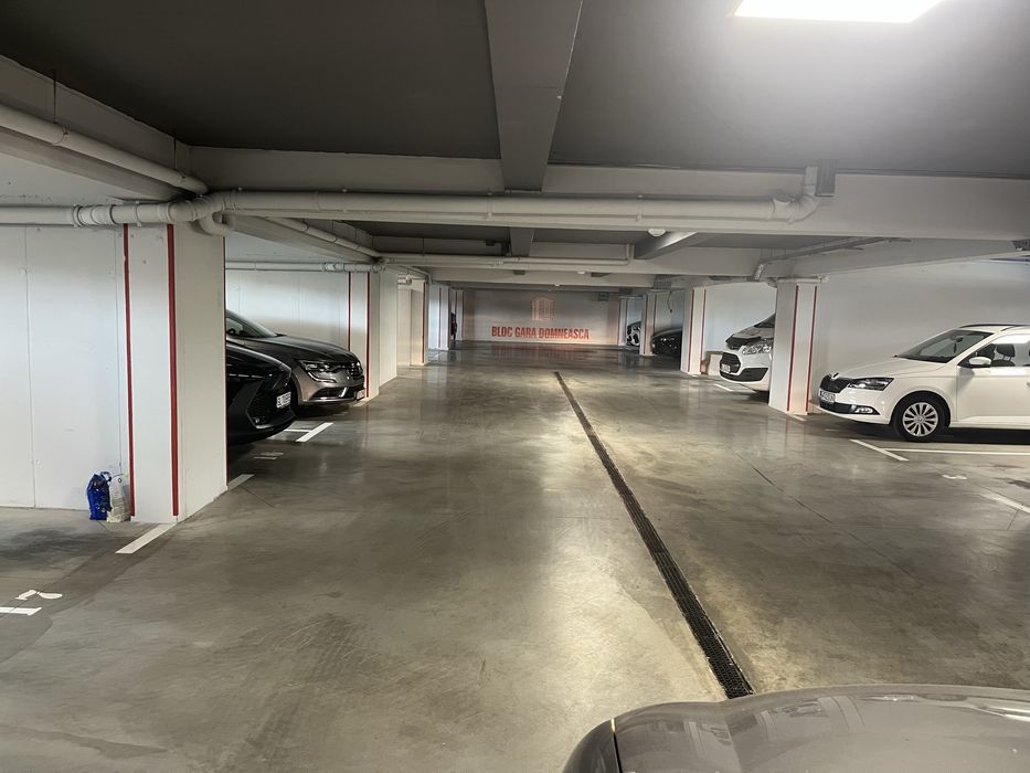 Garaj  nou subteran , acces lift