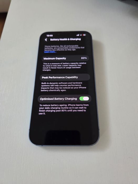 Iphone 14. baterie 83