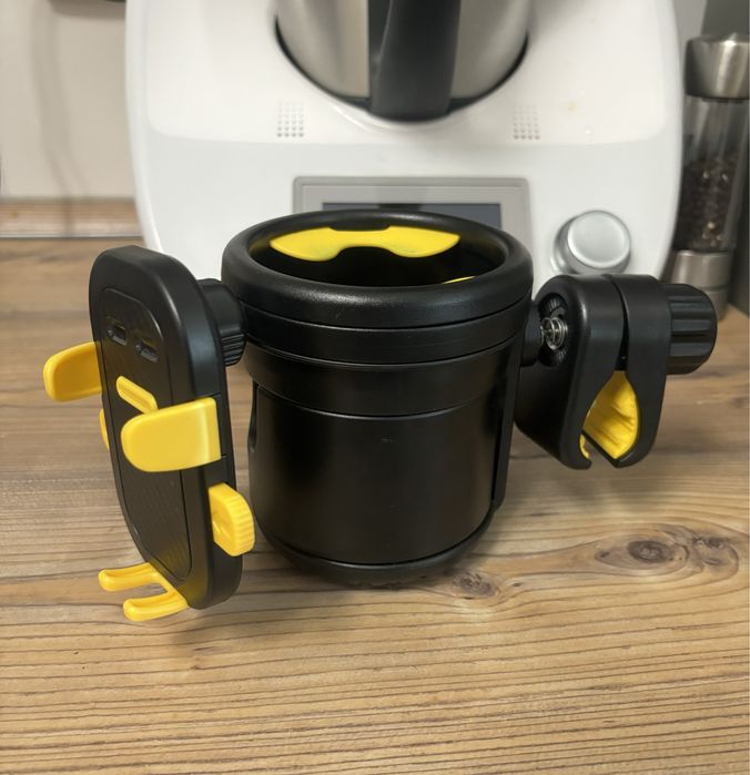 Подстаканник для коляски универсальный