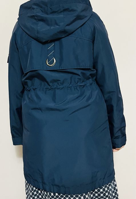 Осений плащь легкий и удобный