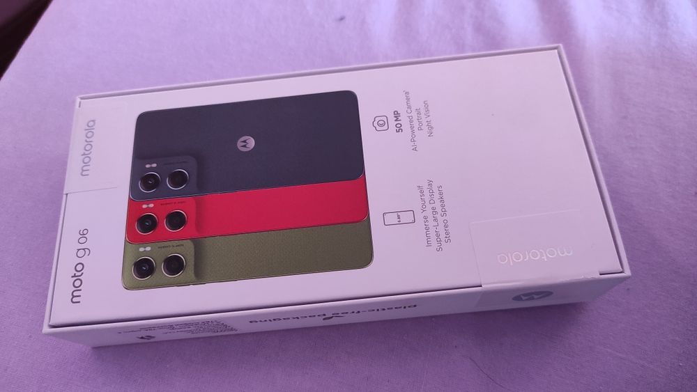 Нов Moto g06 телефон