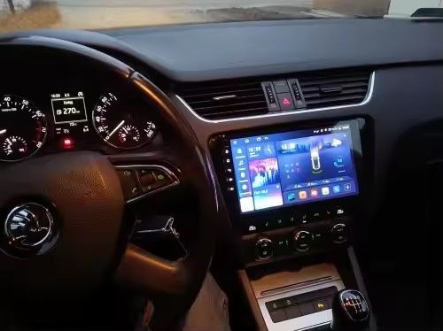 Navigatie dedicata compatibila cu Skoda Octavia 2014  - 2017