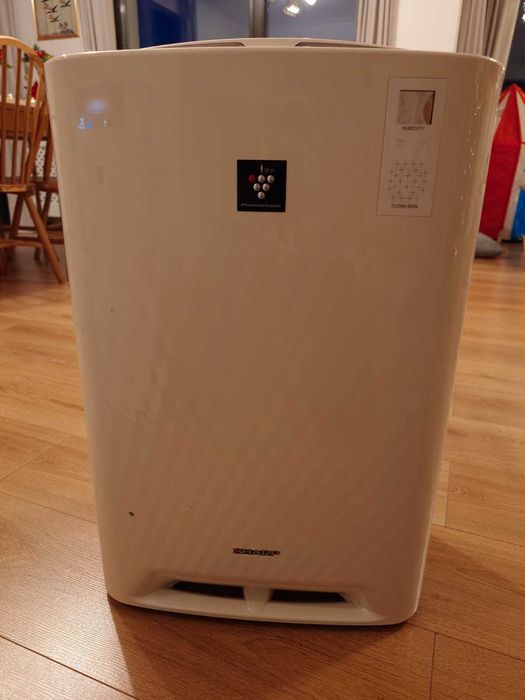 Purificator aer Sharp KC-A50EUW, HEPA, ionizare, umidificare folosit