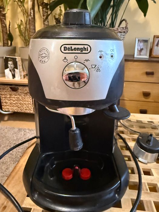 Кафе машина Delonghi