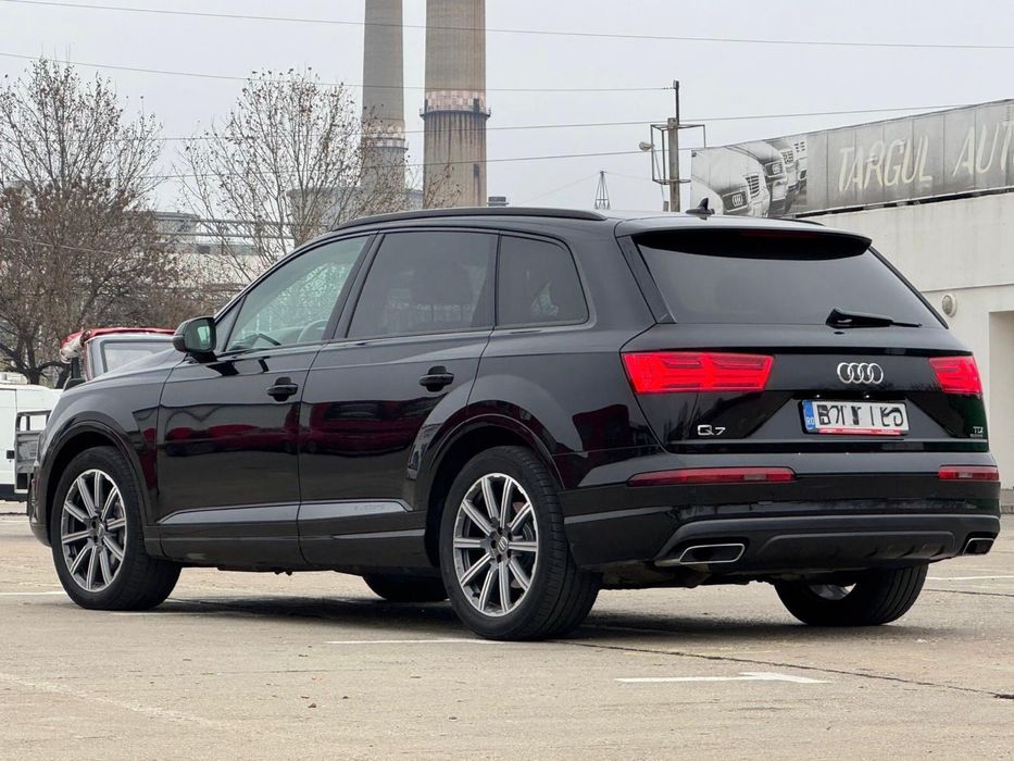 Audi Q7 2019 Full