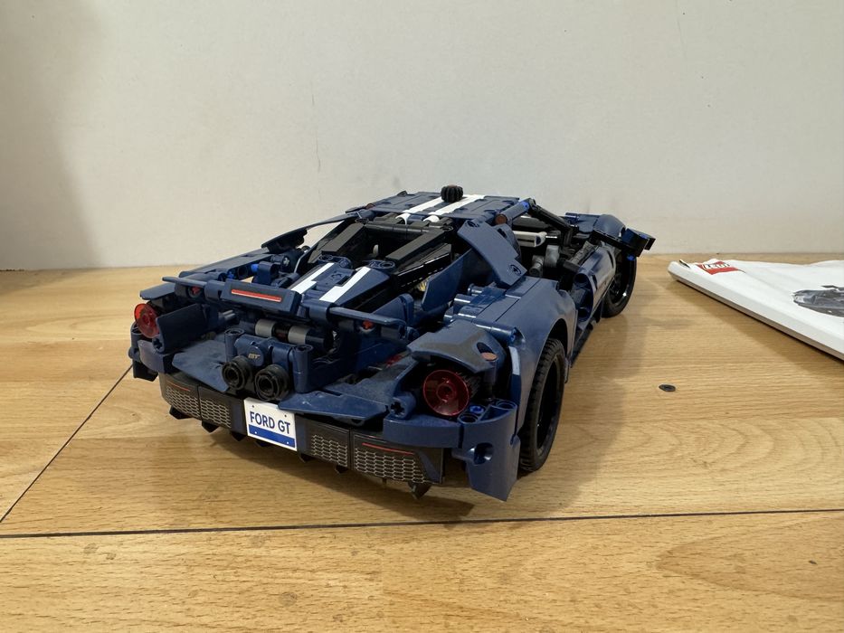 LEGO® Technic 42154 - 2022 Ford GT
