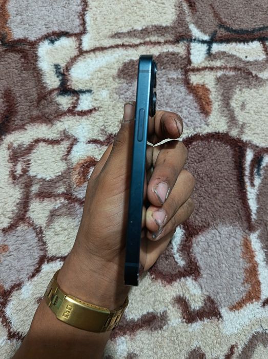 Vând telefon iPhone 13 mini