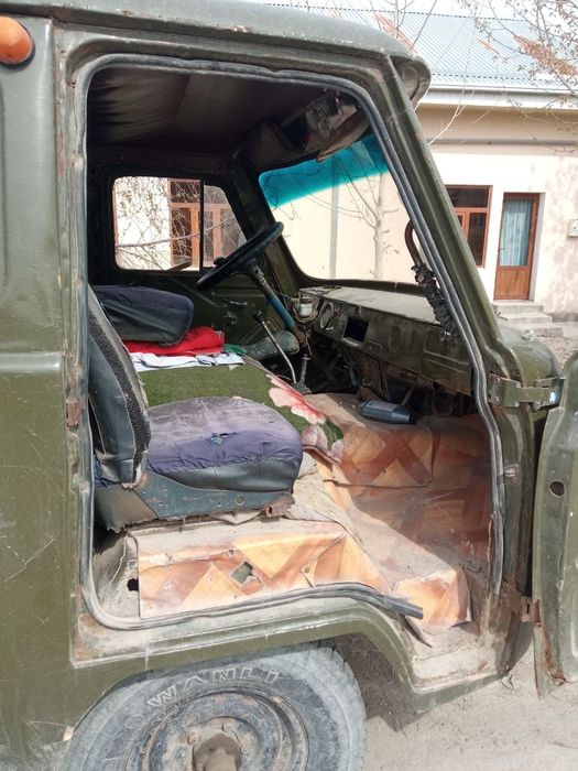 uaz sotiladi xolati yaxshi