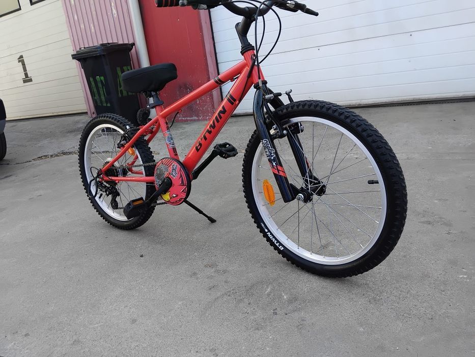 Vând bicicleta pentru copii