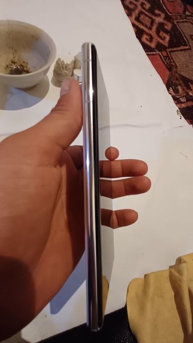 Samsung galaxi s 22 ultra 256 g 12ram. 1 smkarta