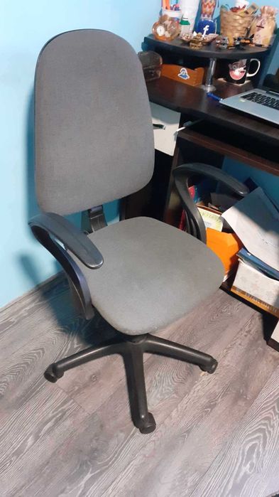 scaun birou calculator