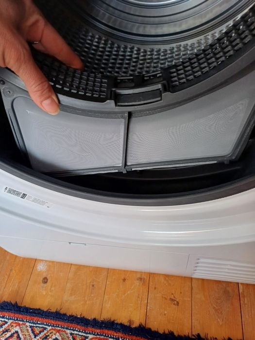 Сушилня Whirlpool 8кг инверторна А+++ 175KW