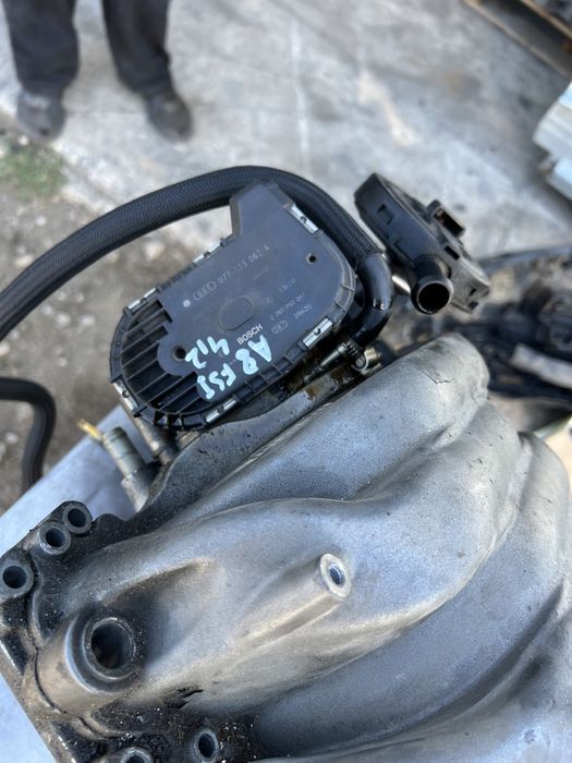 Всмукател Динамо компресор демпферна шайба обтегачи Audi A8 d3 4.2fsi